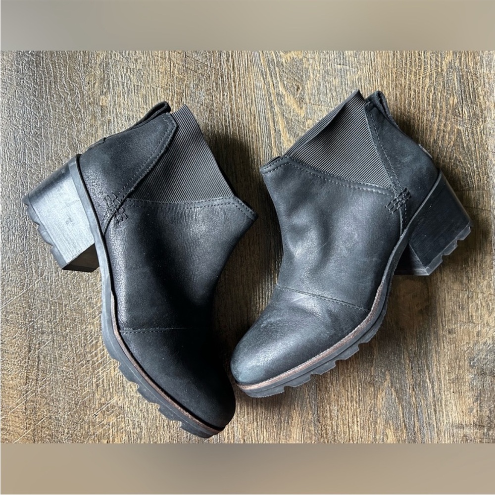 Sorel Cate Chelsea Ankle Booties, Woman’s Size 9 Black